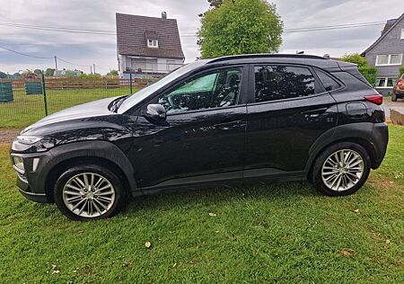 Hyundai Kona 1,0 70200 km Service gemacht
