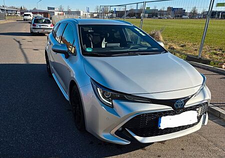 Toyota Corolla 2,0 Hybrid Lounge Touring Sports Lounge