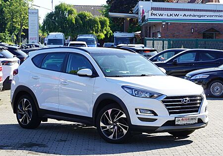 Hyundai Tucson , ix35 TEMP NAVI BT PDC SHZ MFL BC ACP/AA