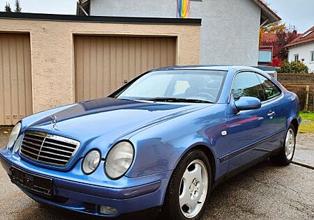 Mercedes-Benz CLK 230 KOMPRESSOR ELEGANCE Elegance