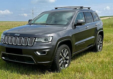 Jeep Grand Cherokee 3.0 CRD Overland 8GANG ACC AHK