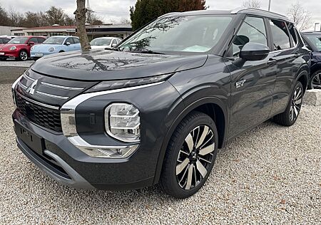 Mitsubishi Plug in Hybrid Outlander Outlander 2.4 PHEV 4WD Intro Edition