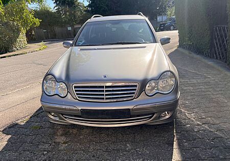 Mercedes-Benz C 200 KOMPRESSOR T AVANTGARDE