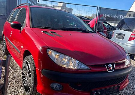 Peugeot 206 Sport tiefergelegt 17 ZollResttüv 05/2026