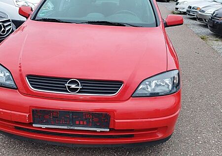 Opel Astra 1.8 Elegance