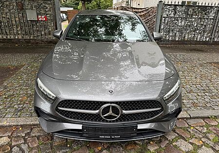 Mercedes-Benz A 200 A -Klasse MHEV AMG Line