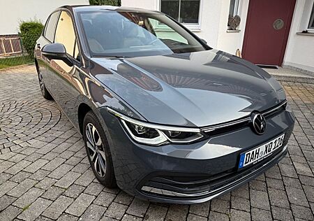 VW Golf Volkswagen 1.5 TSI OPF 110kW ACTIVE