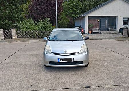 Toyota Prius 1.5-l-VVT-i Sol Sol TÜV Neu