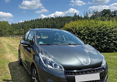 Peugeot 208 PureTech 82