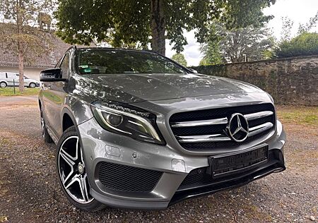 Mercedes-Benz GLA 220 GLA 220d 4Matic AMG PANORAMA