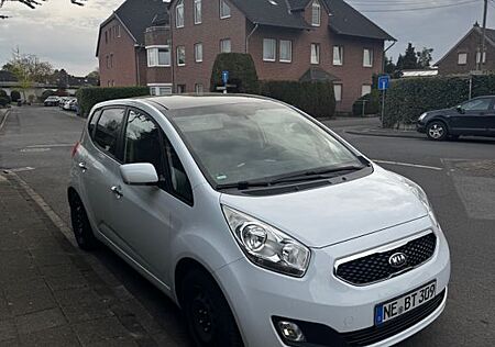 Kia Venga 1.6 CVVT FIFA WORLD CUP EDITION FIFA W...