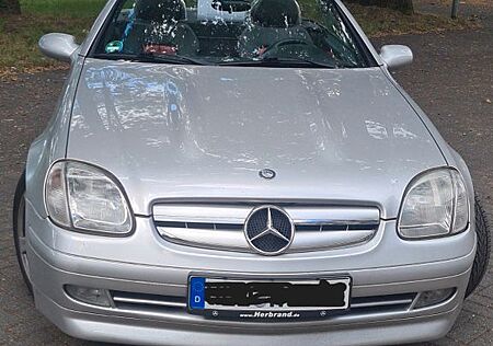 Mercedes-Benz SLK 200 -