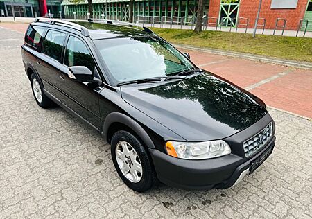 Volvo XC 70 XC70 LEDER AHK 6-GANG SCHALTER TOP ZUSTAND