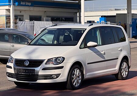 VW Touran Volkswagen Freestyle AUTOMATIK' MFL' NAV' PDC'