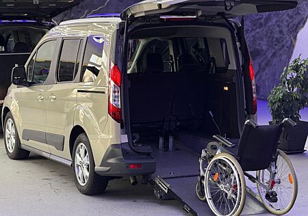 Ford Grand Tourneo Tourneo-Behindertengerecht-Rampe