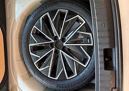 Skoda Scala 1.6 TDI DSG Style Style