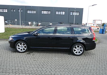 Volvo V70 D5 Kombilimousine Summum