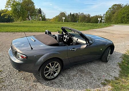Mazda MX-5 1.8 MZR! TÜV neu! Sehr gepflegt!