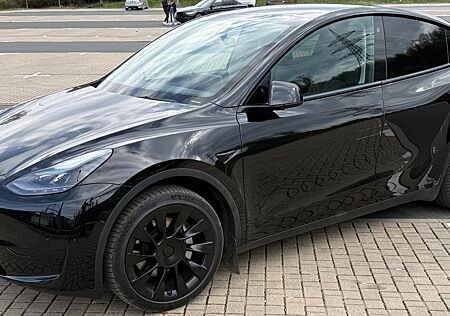 Tesla Model Y Hinterradantrieb RWD RWD