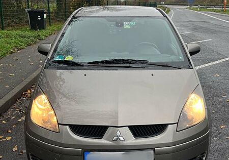 Mitsubishi Colt Coltz30 1.3L 95PS *TÜV wird vor Verkauf erneuer*
