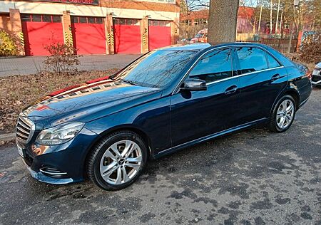 Mercedes-Benz E 200 ELEGANCE ELEGANCE