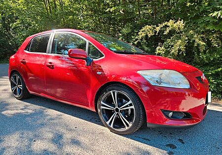 Toyota Auris 1.6-l-163000 km