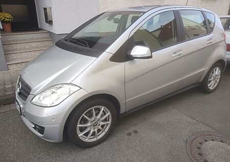 Mercedes-Benz A 160 Autotronic -