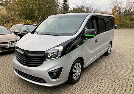 Opel Vivaro B .9 sitze.TÜV neu.