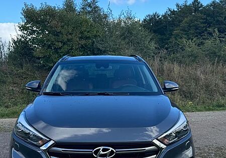 Hyundai Tucson 2.0 CRDi Auto Premium 4WD Premium