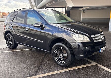 Mercedes-Benz ML 280 CDI, Automatik, Navi