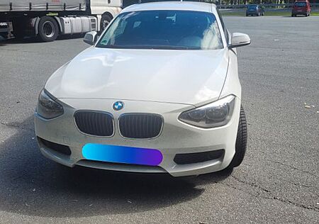 BMW 118d -BJ 04/2013 163000km Tüv 07/26 Service neu