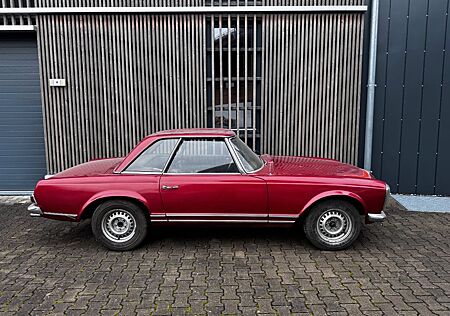 Mercedes-Benz SL 230