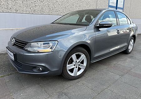 VW Jetta Volkswagen 1.2 TSI Comfortline BMT Klimaautomatik PDC