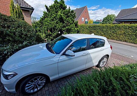 BMW 116i - weiß