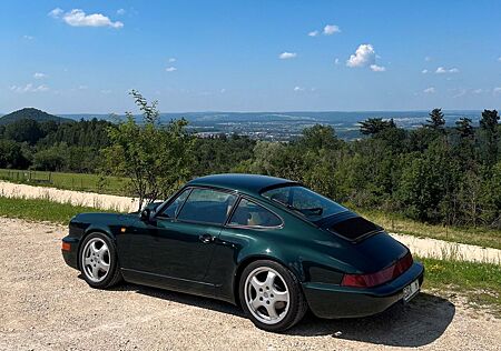 Porsche 964 Carrera 4 - Tannengrün