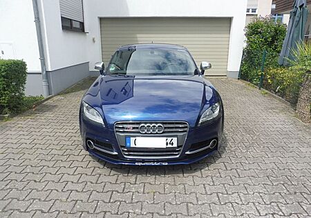 Audi TTS Roadster 2.0 TFSI quattro -