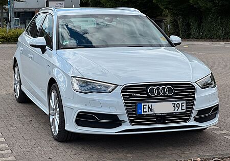 Audi A3 1.4 TFSI e-tron S tronic Ambition SB Ambition