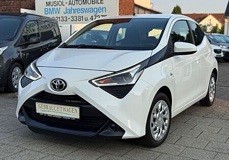 Toyota Aygo (X) -play *Kamera*Apple*Android*Sitzhz.*Klima*