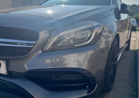 Mercedes-Benz A 45 AMG Mercedes-AMG A 45 4MATIC DCT Merced...