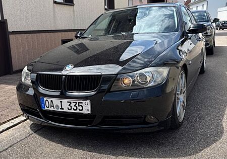 BMW 335i -