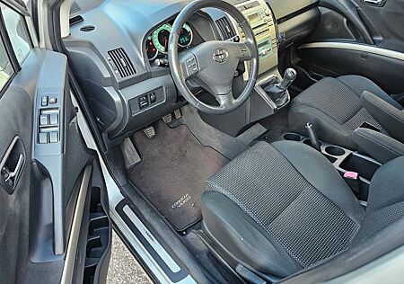 Toyota Corolla Verso 2.2-l-D-CAT 7 sitzer Diesel