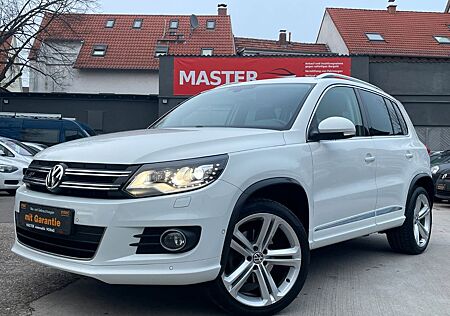 VW Tiguan Volkswagen R-Line Sport & Style 4Motion*AUTOM.*NAVI*