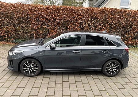 Kia Cee'd / Ceed 1.6 CRDi 48V 100kW DCT GT-line ...