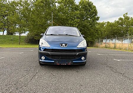 Peugeot 1007 Tendance 90 Tendance