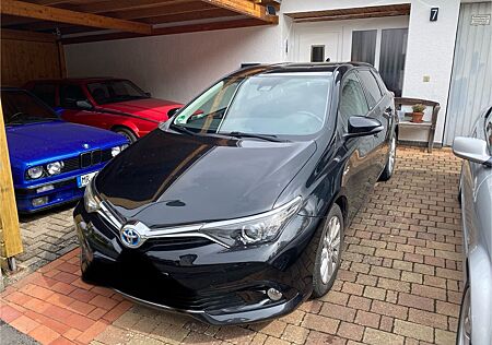 Toyota Auris Hybrid Edition-S+ 1,8-l-VVT-i Edition-S+
