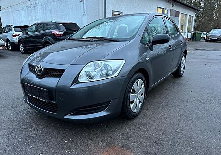 Toyota Auris 1.4 D-4D Sport