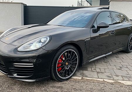 Porsche Panamera GTS PDK E6-BOSE-LUFTFEDER-FULL EXTRA!!!