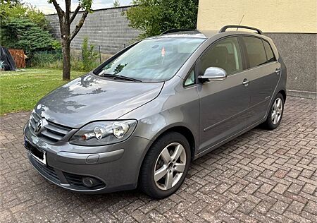 VW Golf Plus Volkswagen Golf 5 V Plus 1.6 United Benzin grau