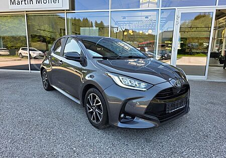 Toyota Yaris Hybrid Club
