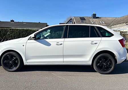 Skoda Rapid 1.6 TDI Ambition Spaceback Ambition